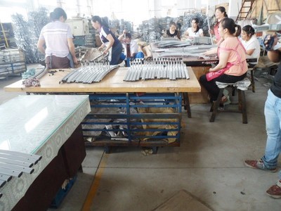 沙滩旗塑料螺旋底座 稳定支撑的户外旗艺优选